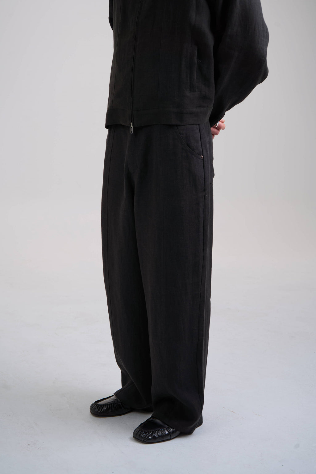 structured linen pants  black